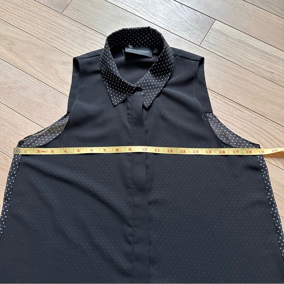 MINKPINK Sleeveless Semi Sheer Collared Blouse - Picture 13 of 13